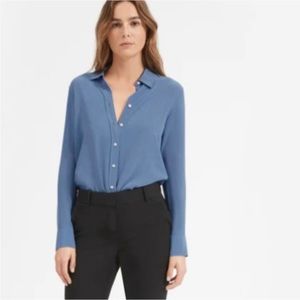 Everlane the Clean silk relaxed button down shirt blouse